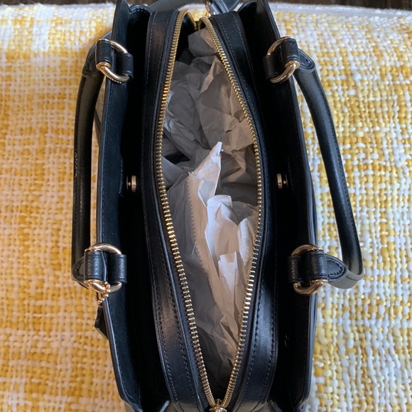 Coach purse - Picture 3 of 3